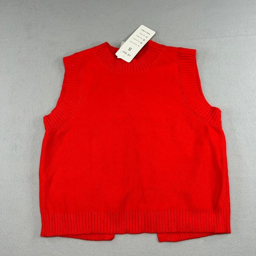 NWT Red cropped sweater vest/tank Size S with open back two flaps dove tail